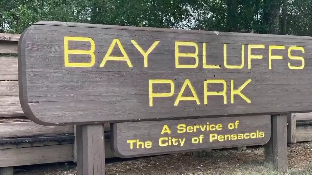 Bay Bluffs Park