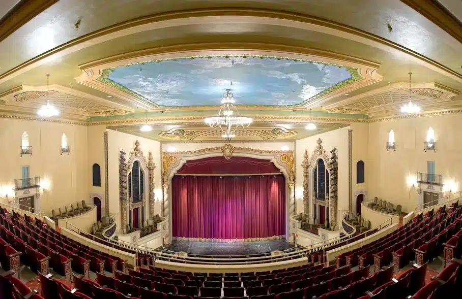 Saenger Theatre